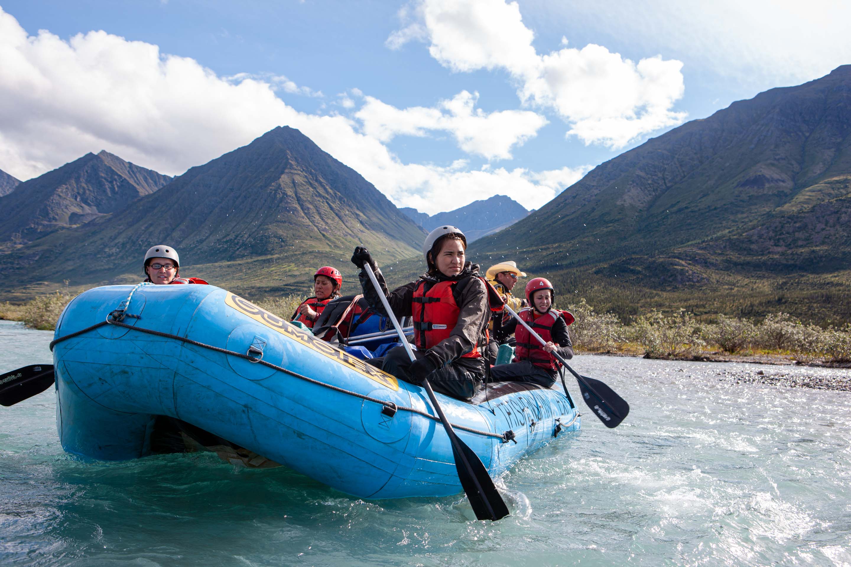 Expedition auf dem Snake River Unser Partner aus Kanada und wir von Wilderness International sind gemeinsam auf einer Expedition in der Westarktis.